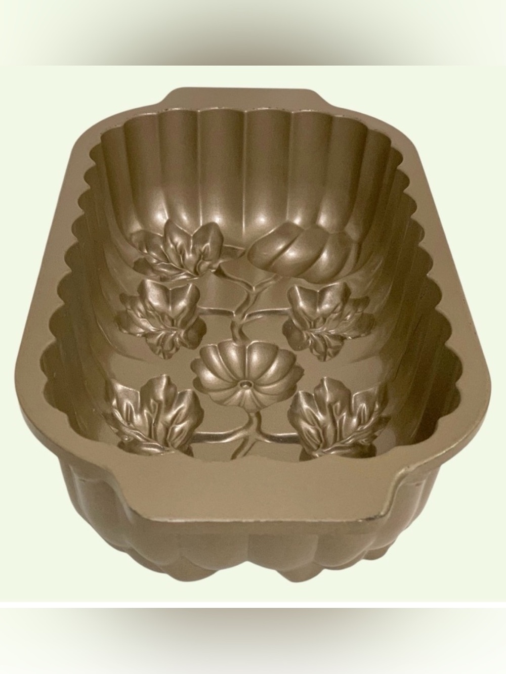 Nordic Ware Harvest Pumpkin Loaf Shimmery Light Gold 3D Baking Pan - Picture 5 of 8